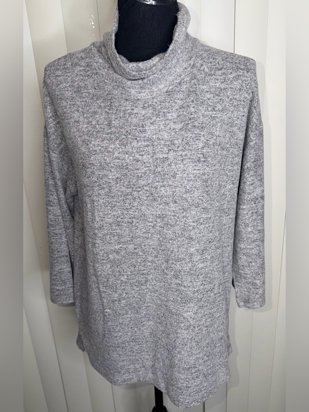Workshop Republic Clothing Heathered Grey Gray Blouse Cowl Neck Soft Sz Medium
